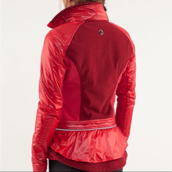 Lululemon Pedal Power Jacket Currant Red W4949S Luon Rare Women's Large L 10 - Picture 2 of 15